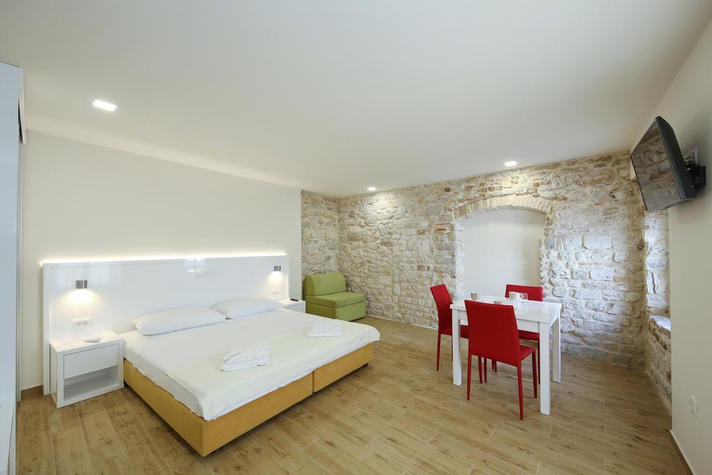 Idassa Atrium Rooms Zadar Extérieur photo
