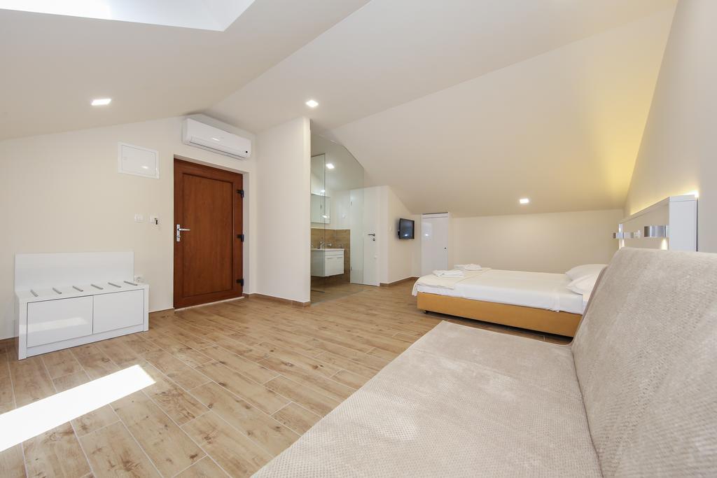 Idassa Atrium Rooms Zadar Extérieur photo