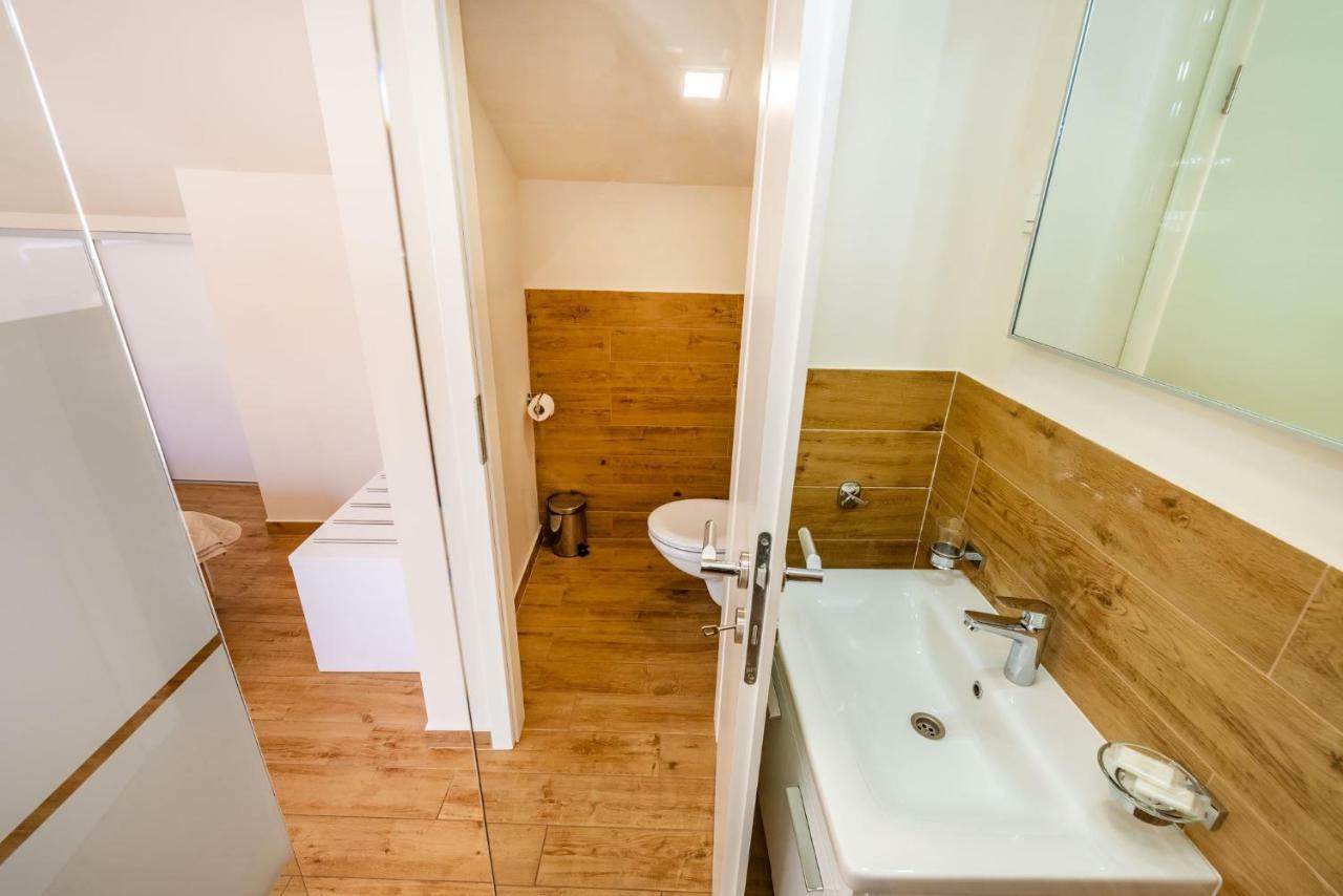 Idassa Atrium Rooms Zadar Extérieur photo
