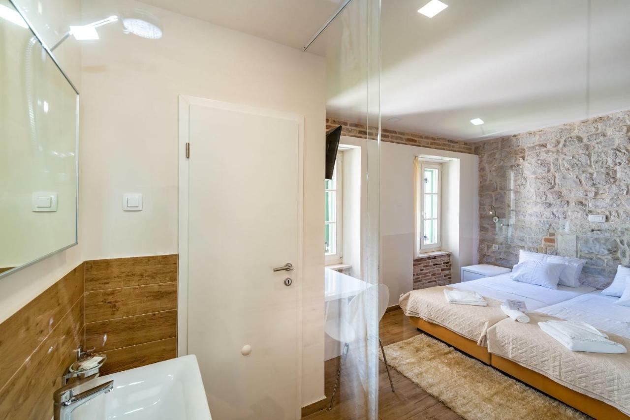 Idassa Atrium Rooms Zadar Extérieur photo